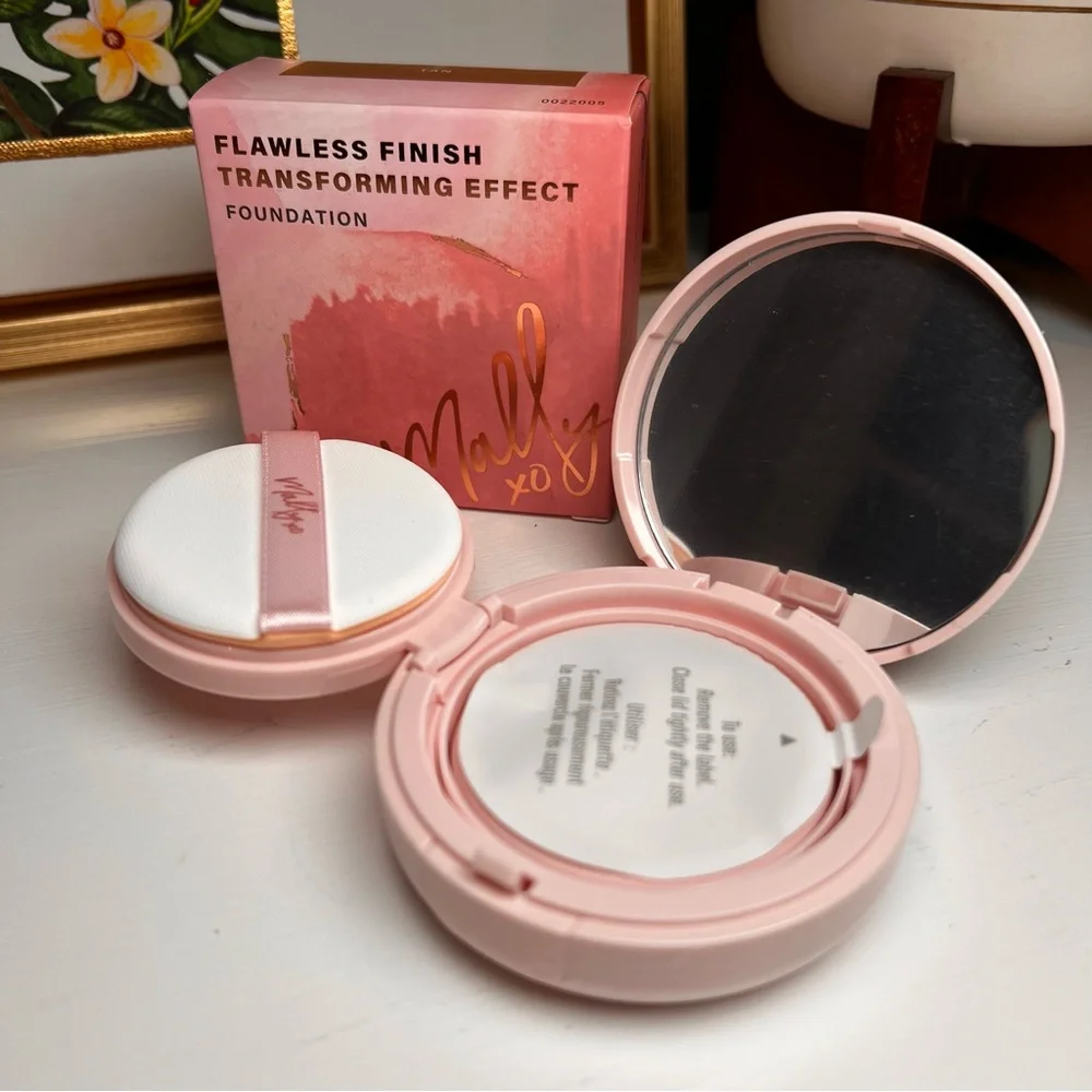 Mally Beauty Flawless Finish Transforming Effect Foundation - Tan